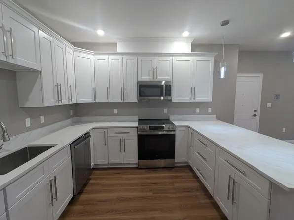 13 Nahant St #2C, Lynn, MA 01902