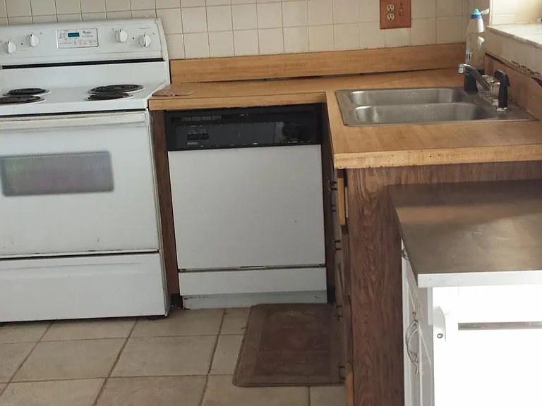 7418 Jenner Ave — Photo 22