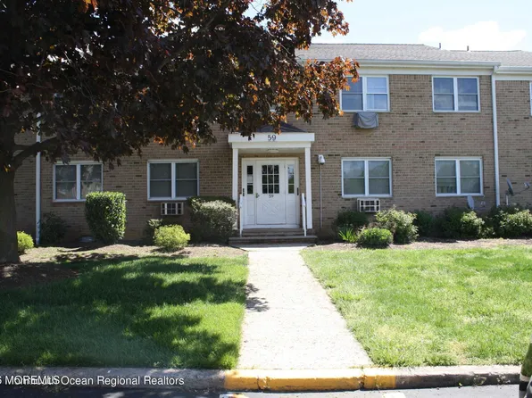 59 Stonehurst Blvd APT C, Freehold, NJ 07728