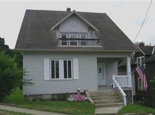 67 Chestnut St, Struthers, OH 44471