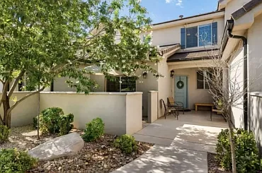 1887 E Casa Ln — Photo 6