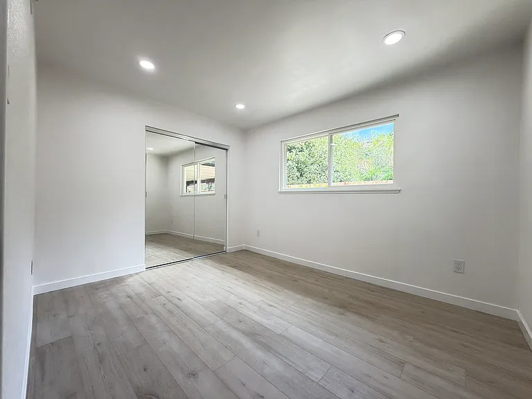 7293 Golfcrest Dr — Photo 15