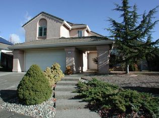 676 Snapdragon Pl, Benicia, CA 94510