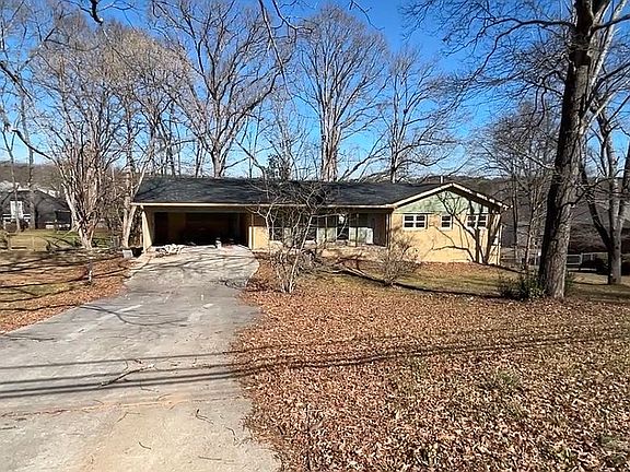4th image of 4180 Liffey Ln