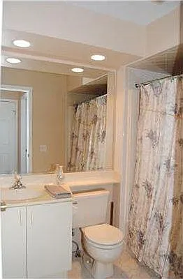1509 Stoneridge Cir #1509 — Photo 6