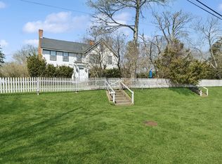 116 N Sea Rd, Southampton, NY 11968
