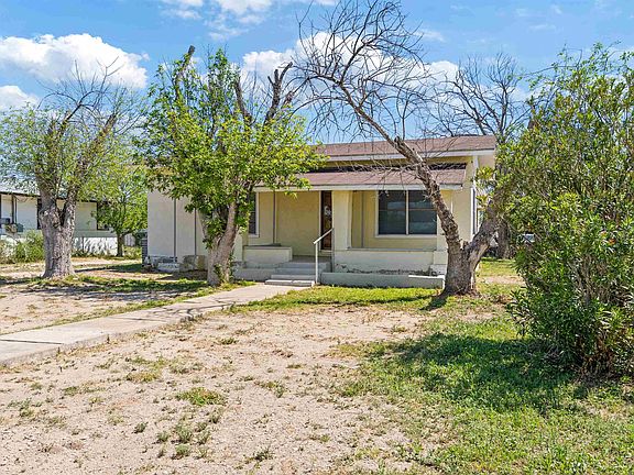 3rd image of 209 Larson Dr