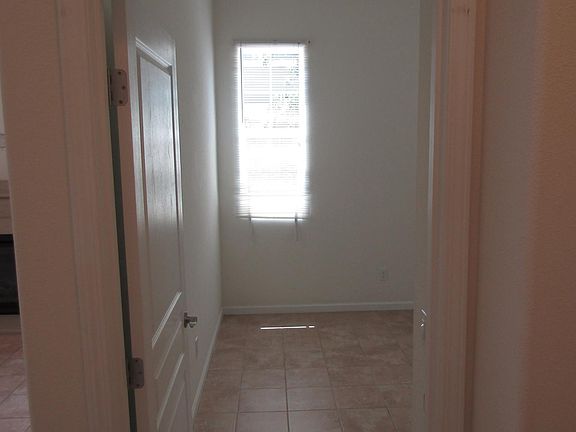 4th image of 1638 S Chianti Ln