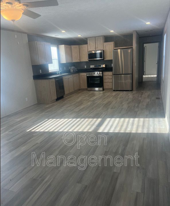 1st image of 825 1st Ave E Lot 89