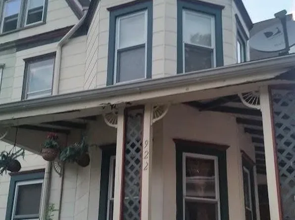 922 Carteret Ave, Trenton, NJ 08618