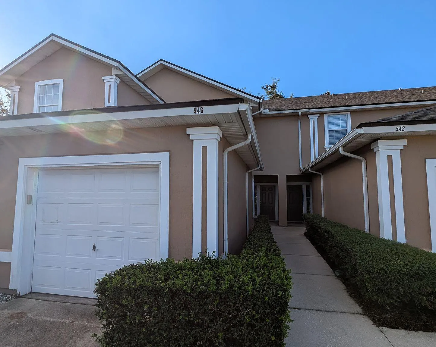 2 bed, 2.0 bath, 1346 sqft, $1,520 — Photo 1