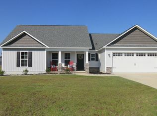 312 Bubbling Brook Ln, Jacksonville, NC 28546