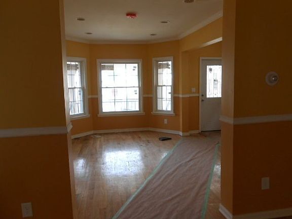 4th image of 13418 95th Ave