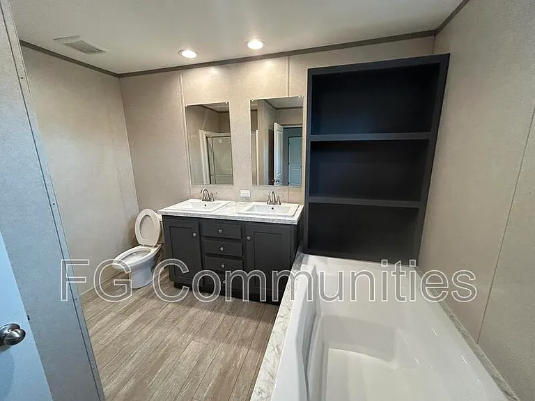 129 Sides Meadow Dr #4 — Photo 20