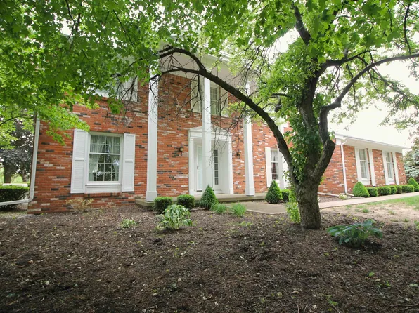 499 W Overlook Dr, Upland, IN 46989