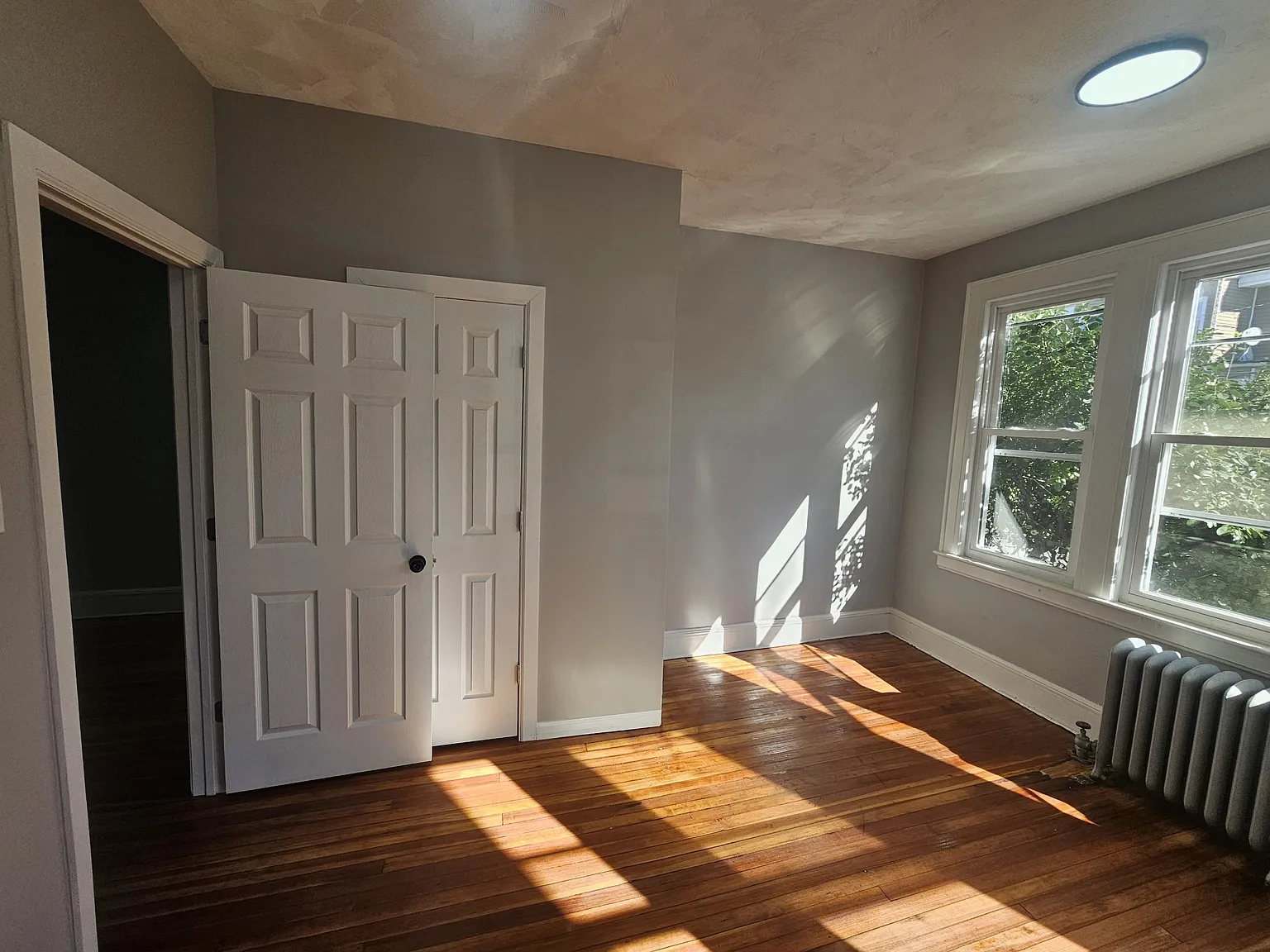 59 Chelsea Ave — Photo 3