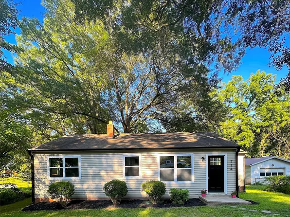 714 Apple Blossom Cir, Gastonia, NC 28052