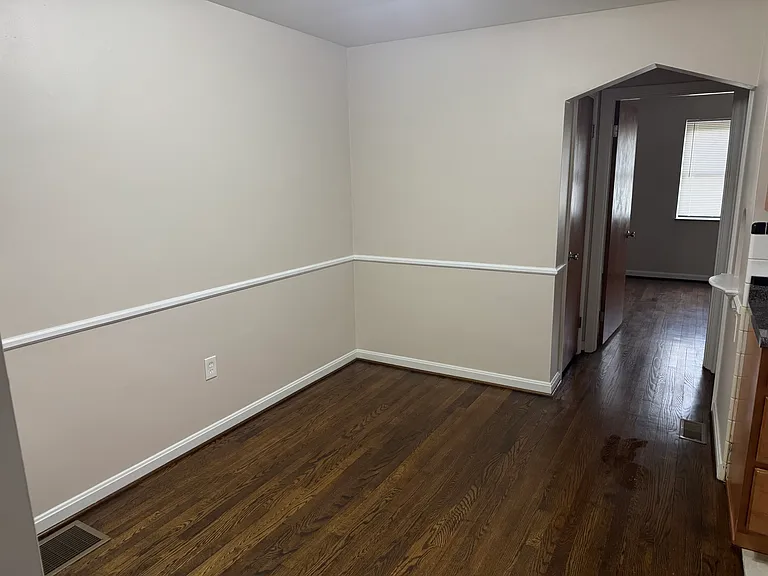 3065 Glenmore Ave #1 — Photo 15
