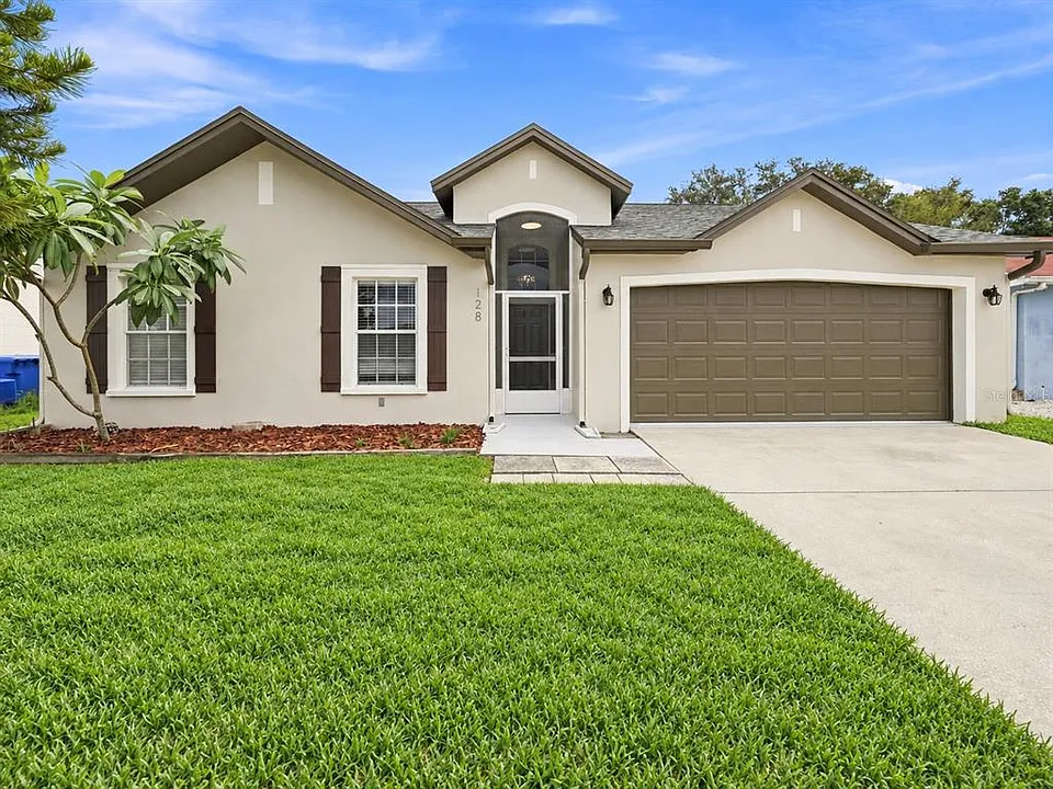 128 Lookout Dr