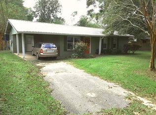 414 Hatten Ave E, Wiggins, MS 39577