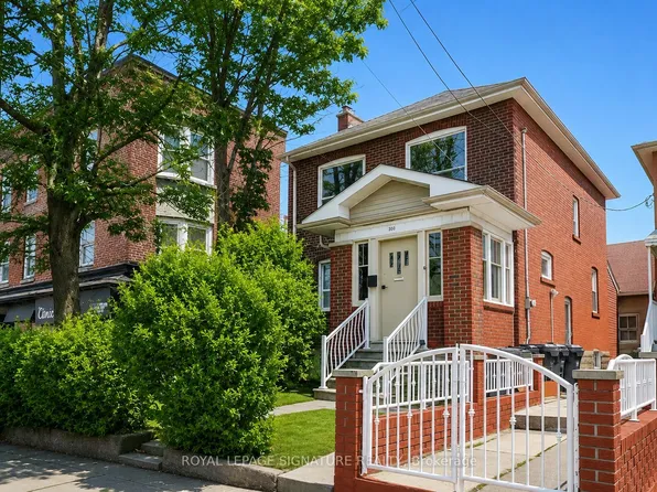 300 Concord Ave, Toronto, ON M6H 2P6