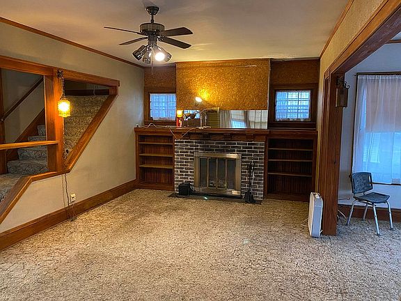 Windows and built ins in LR