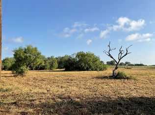 1932 Old Goliad Rd, Cuero, TX 77954