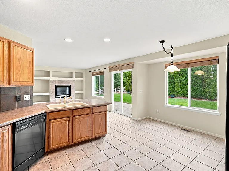 130 Rock Bridge Ct — Photo 6