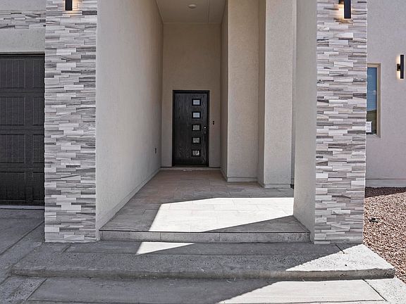 2nd image of 3637 Patterson Pl