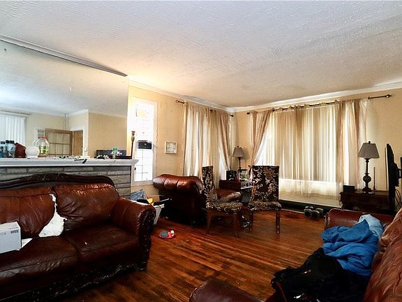 3rd image of 131-57 229th St