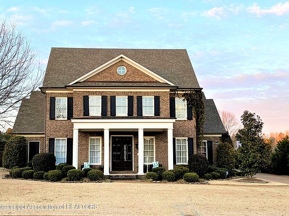 3rd image of 4106 Delbridge Ct N