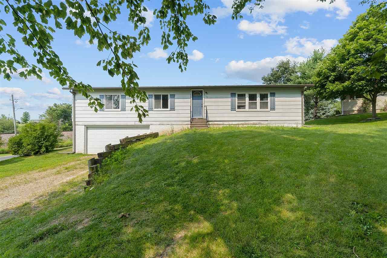 704 Pine Dr, Ainsworth, IA 52201 Zillow