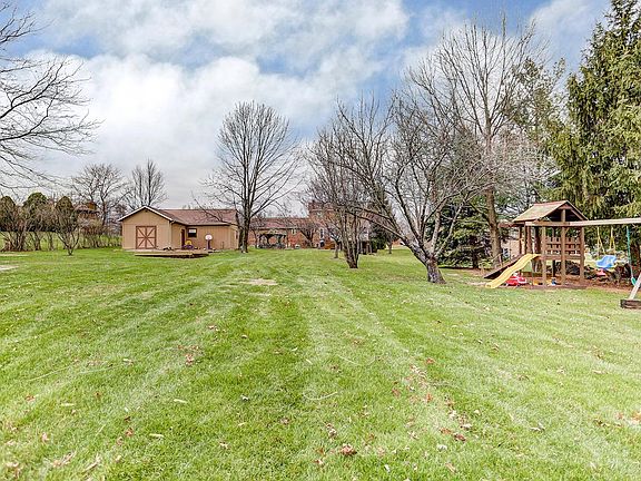 2nd image of 5958 Lynch Ln