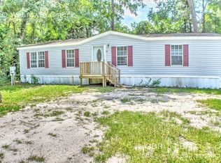 20 Westgate Cir, Beaufort, SC 29906