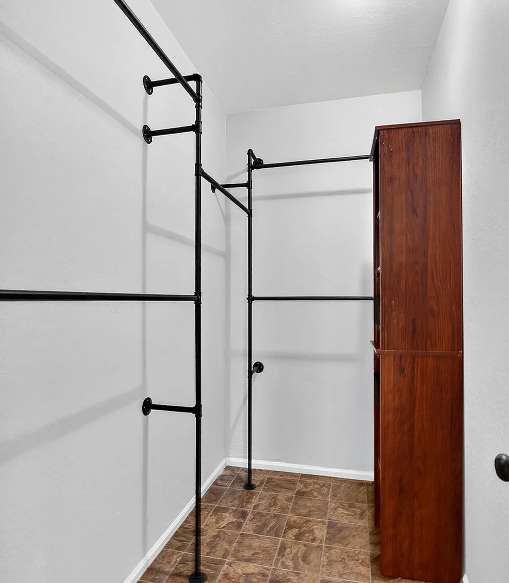 4 bed, 1587 sqft, $3,000 — Photo 3
