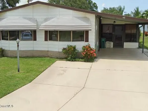 259 Dolphin Cir, Barefoot Bay, FL 32976