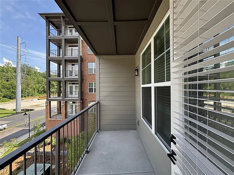 District on the Etowah Apartments — Photo 506