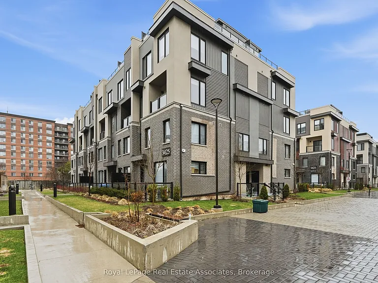 3425 Ridgeway Dr #10 — Photo 1