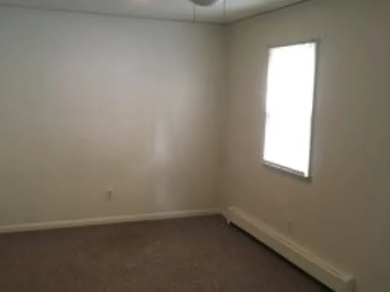 205 S Lynn St — Photo 3