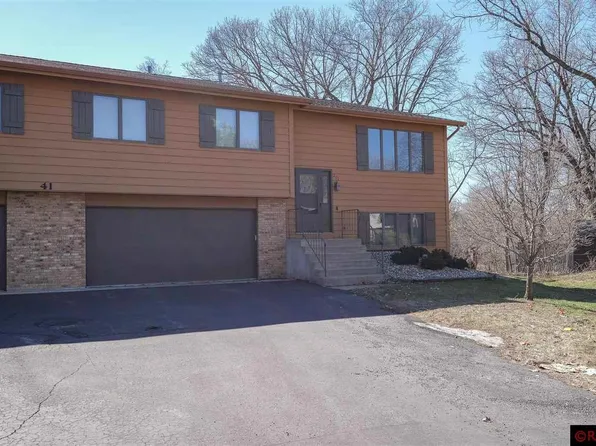 41 Restless Ct APT 201, North Mankato, MN 56003