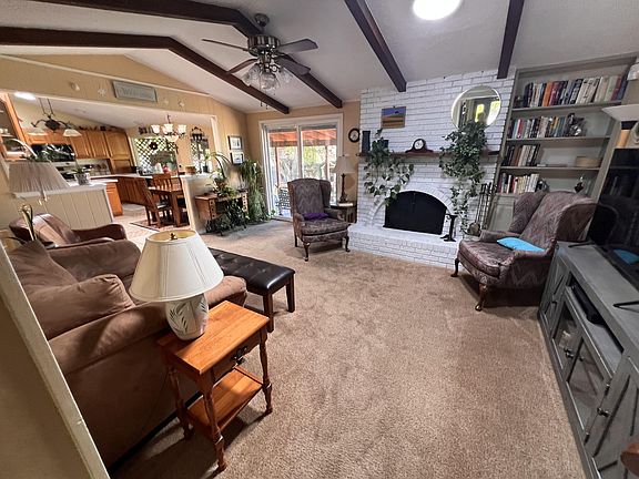 3rd image of 2201 Algodones St NE