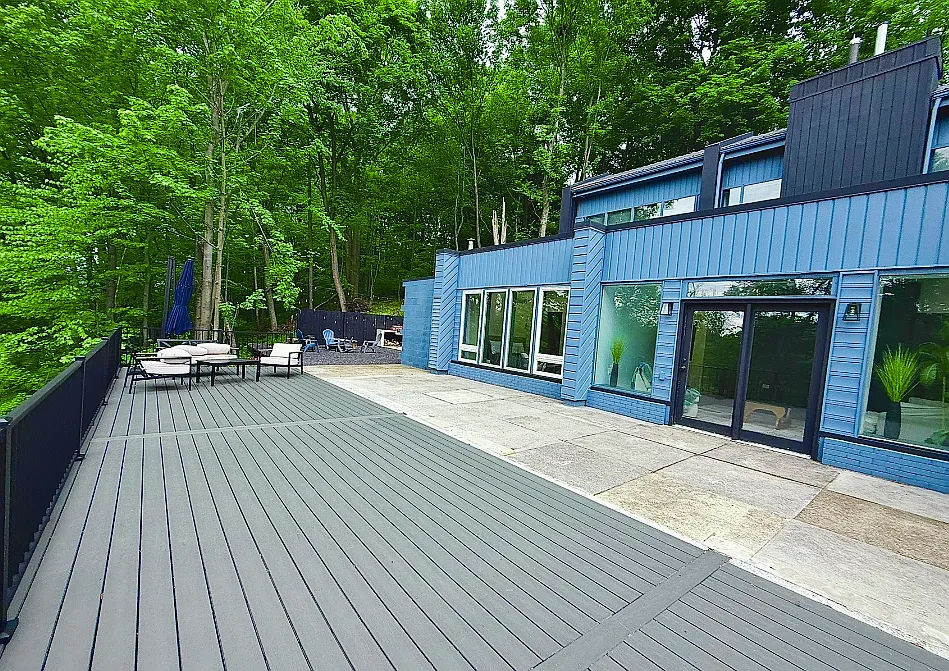 3 bed, 3200 sqft, $2,990 — Photo 2