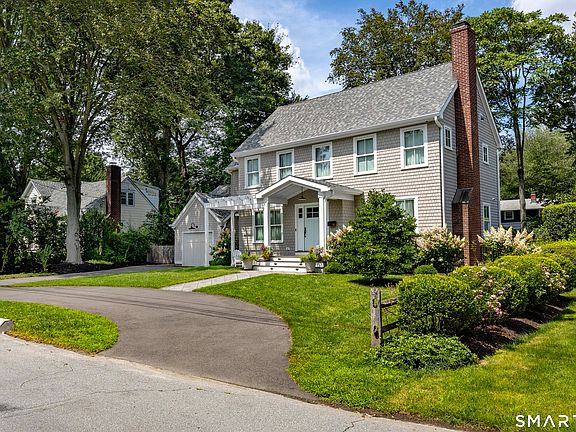 3rd image of 50 University Drive