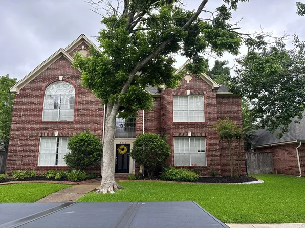 6611 Berrytree Ln, Sugar Land, TX 77479