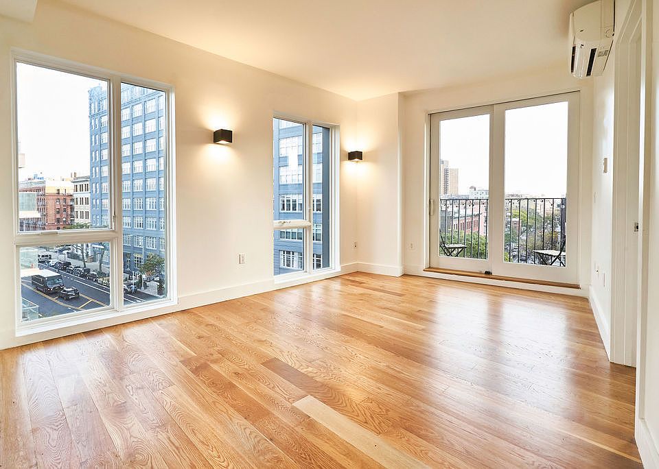 1st image of 440 Wythe Ave #B6