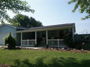 1294 E Longwood Est, Shelbyville, IN 46176
