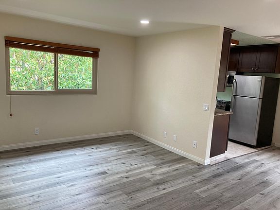 4th image of 2502 28th St APT 5