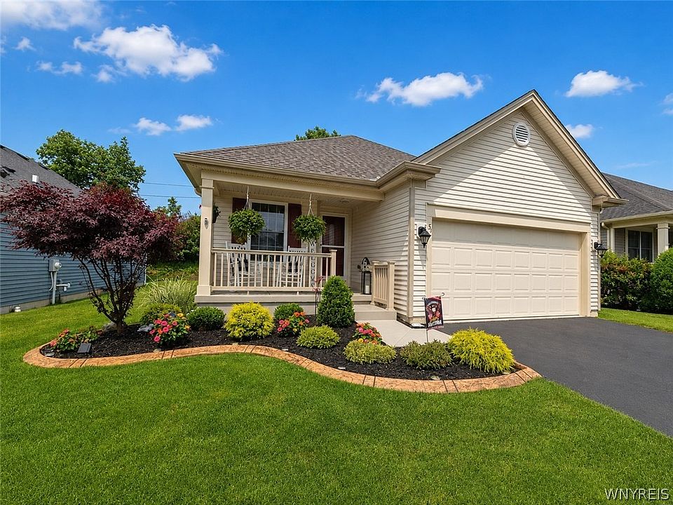 1st image of 51 Hickory Grove Ln