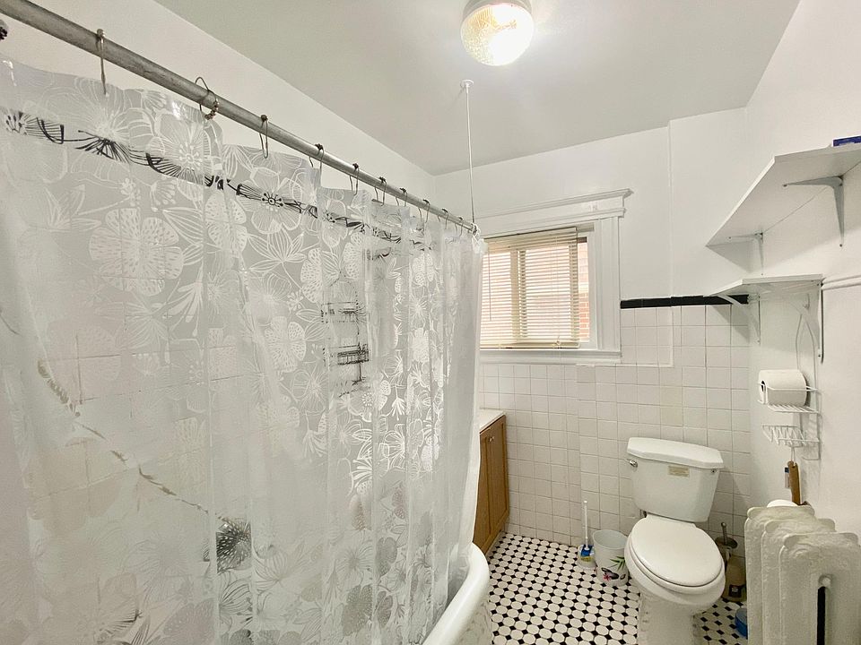 1st image of 4007 Murray St Floor 2