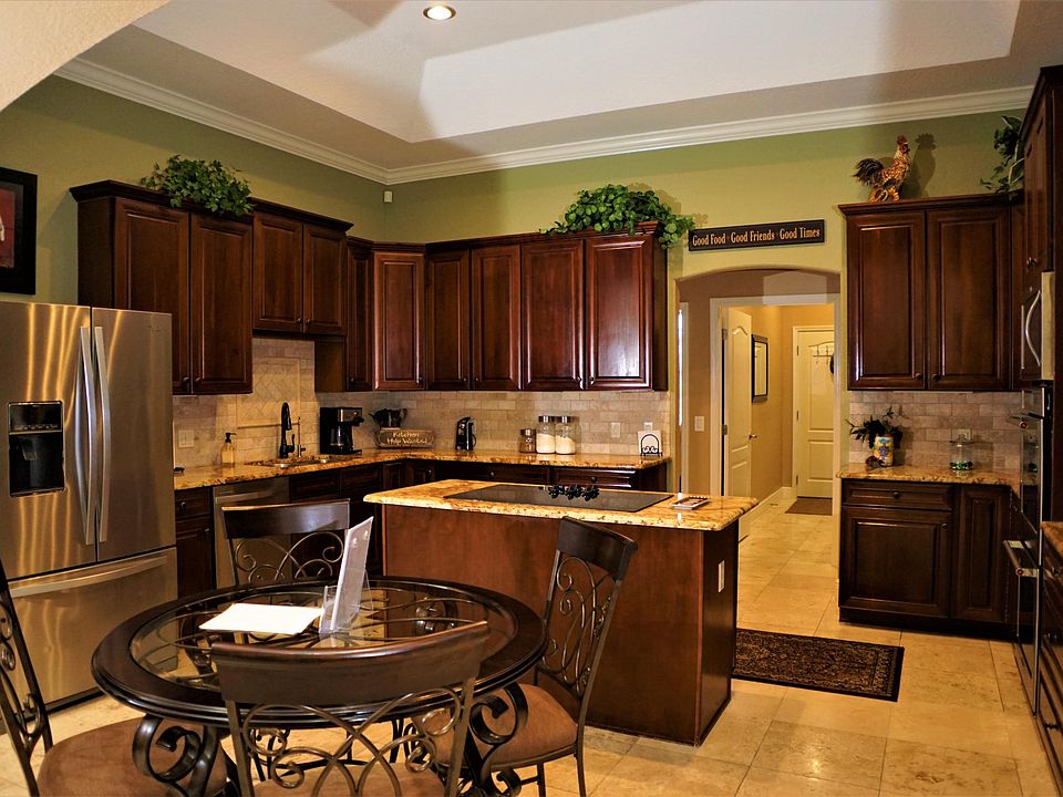 1st image of 335 Woodland Trl